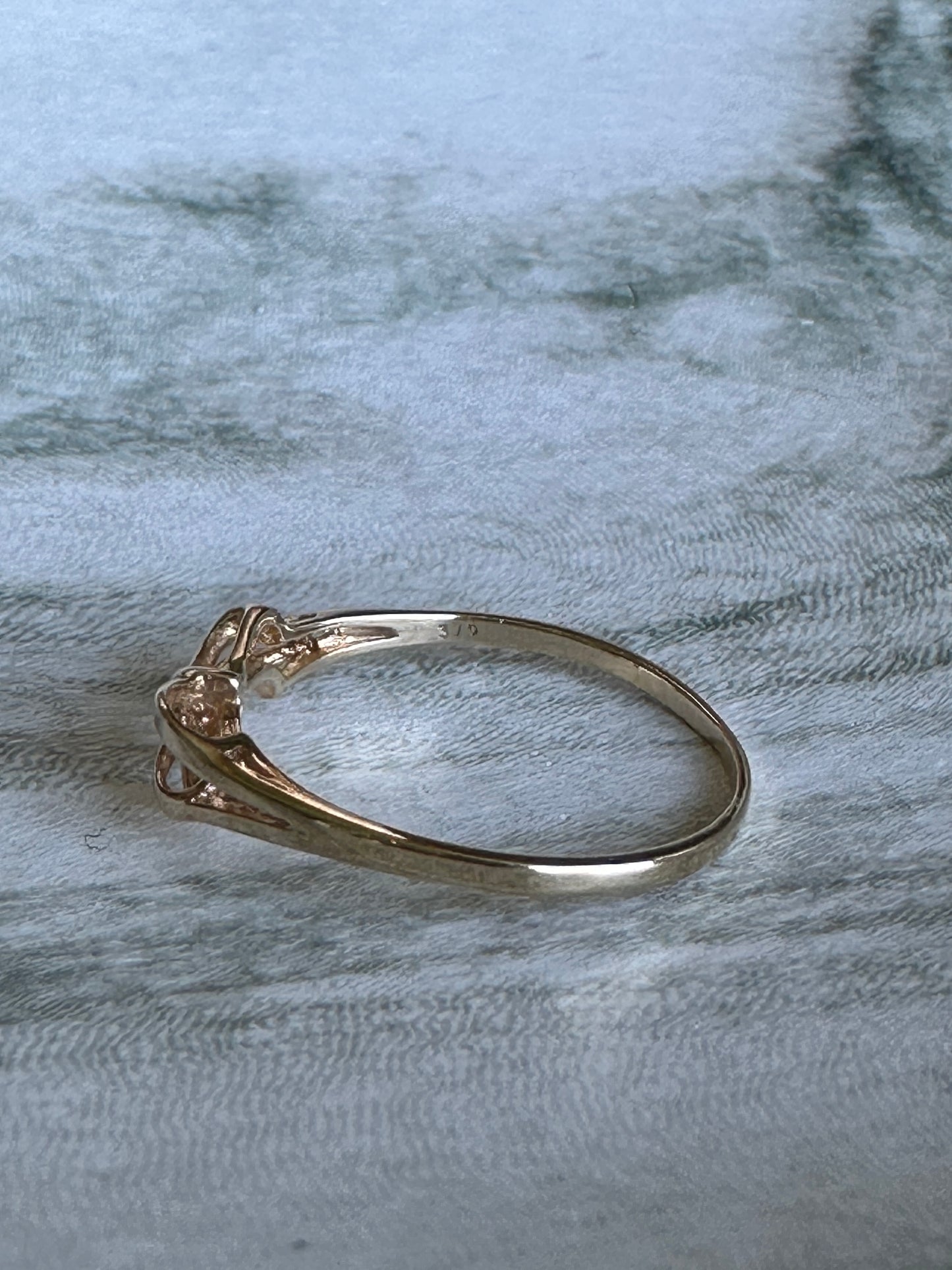Vintage 9k Yellow Gold Ribbon Bow Ring Estate Size 7 3/4