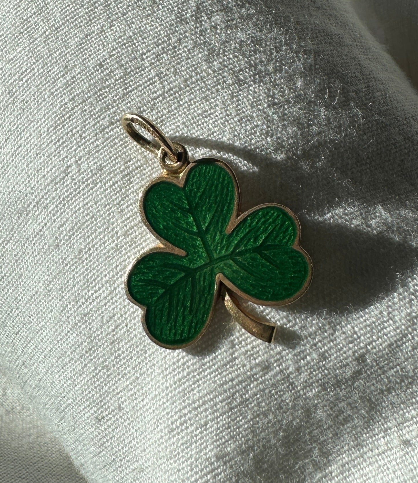 Vintage German Enamel Green Clover Pendant 14k Yellow Gold Lucky Charm Estate Jewelry