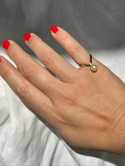 Vintage 14k Yellow Gold Pearl Geometric Sculptural Ring 80's/90's