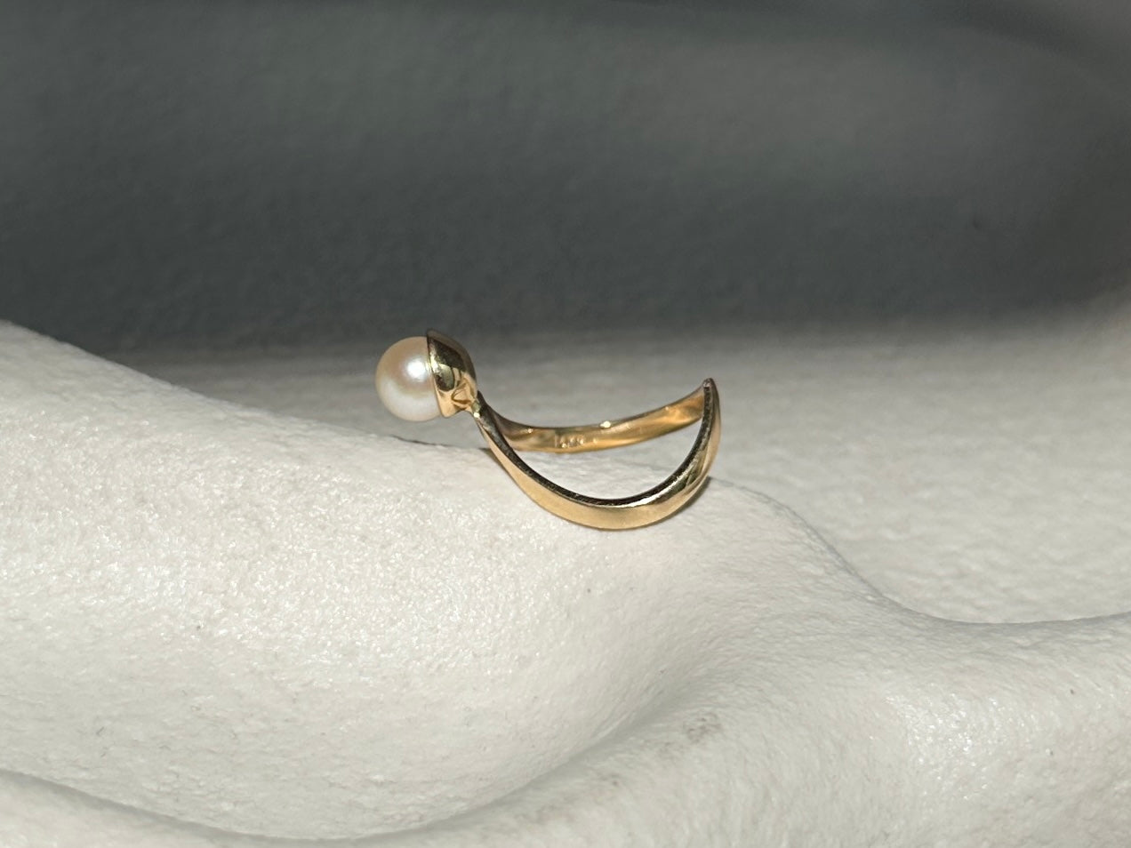 Vintage 14k Yellow Gold Pearl Geometric Sculptural Ring 80's/90's