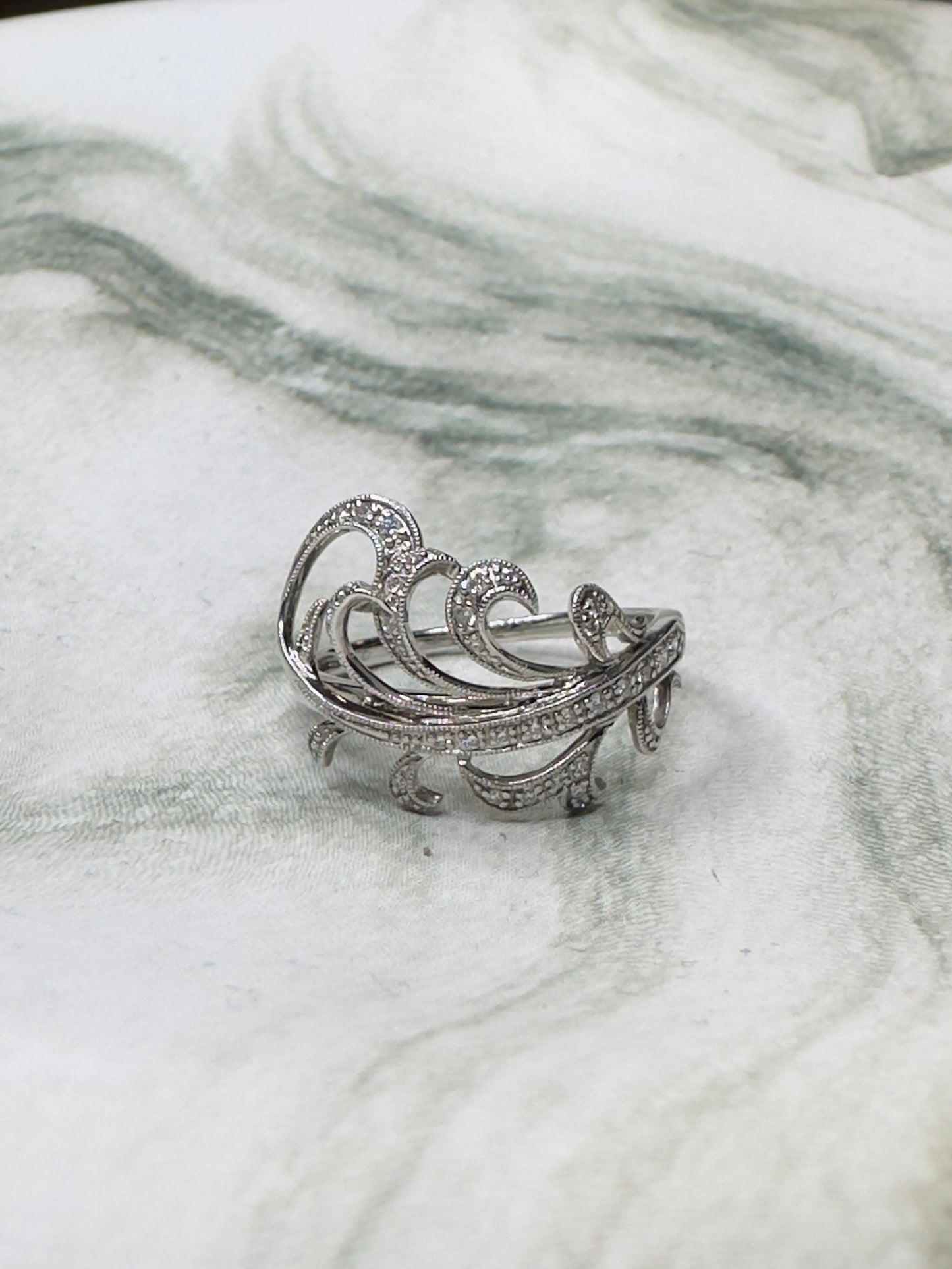 Diamond Feather Ring 14k White Gold Vintage Estate Jewelry Size 9