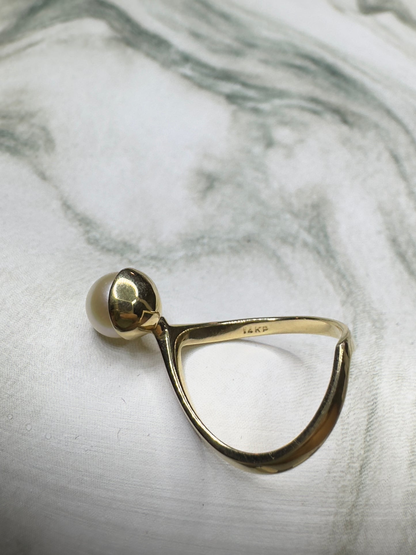 Vintage 14k Yellow Gold Pearl Geometric Sculptural Ring 80's/90's