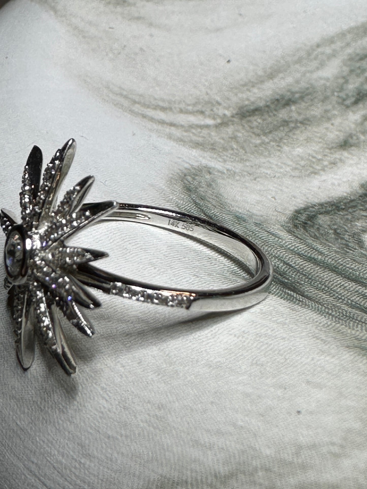Diamond Celestial Starburst Ring Estate 14k White Gold Size 6.75 Star Jewelry