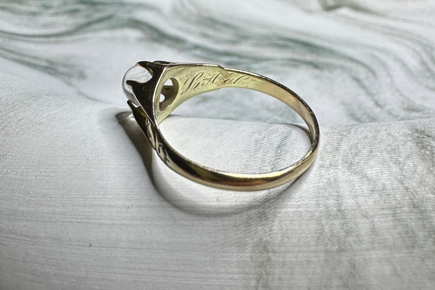 Vintage Moonstone 10k Yellow Gold Etched Ring Cabochon